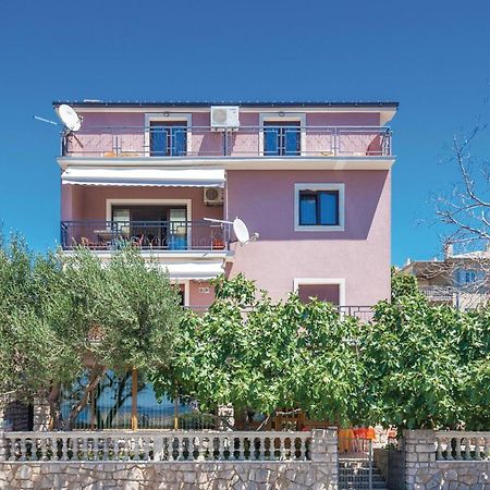 Three-Bedroom Apartment in Novi Vinodolski Buitenkant foto