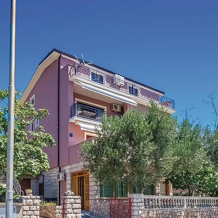 Three-Bedroom Apartment in Novi Vinodolski Buitenkant foto